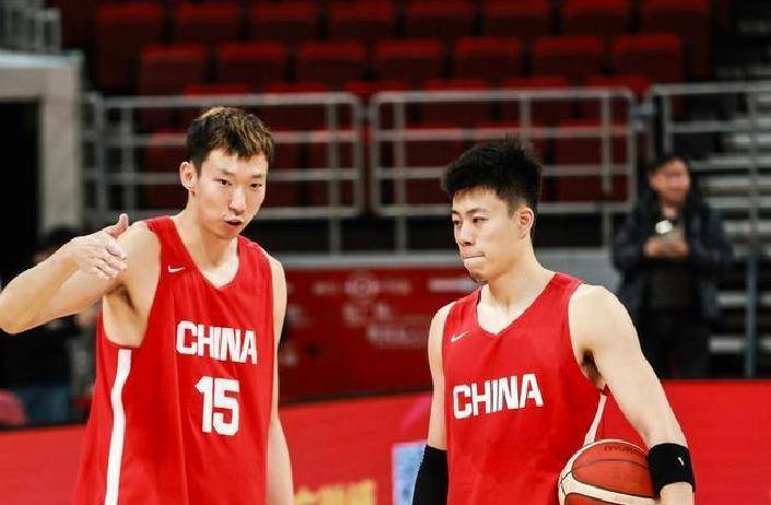 欧博注册-包含窗口期深圳男篮调整名单以备意甲；调整名单环节打磨；态度坚定；控场能力受关注的词条