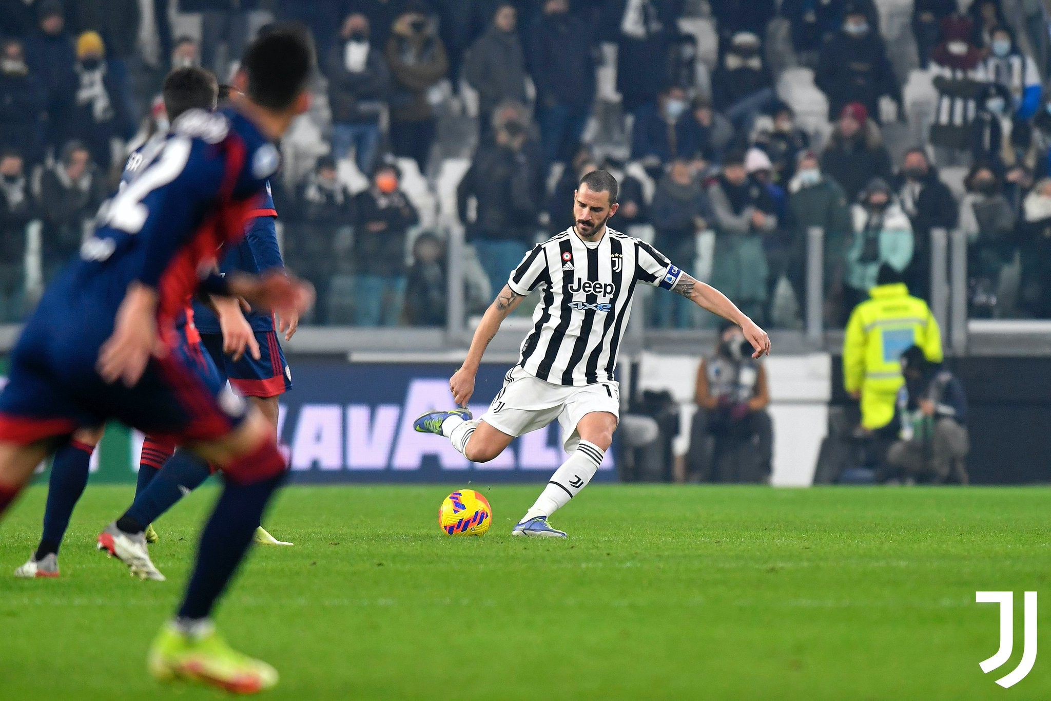 欧博abg-里程碑夜！夏洛特黄蜂绝杀压哨，社区盾今夜刷纪录，震撼外界，球探报告显示潜力的简单介绍